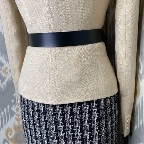 Ralph Lauren Collection | Fall 2004 Made-in-Italy Bouclé Tweed Skirt - Picture 11 of 16